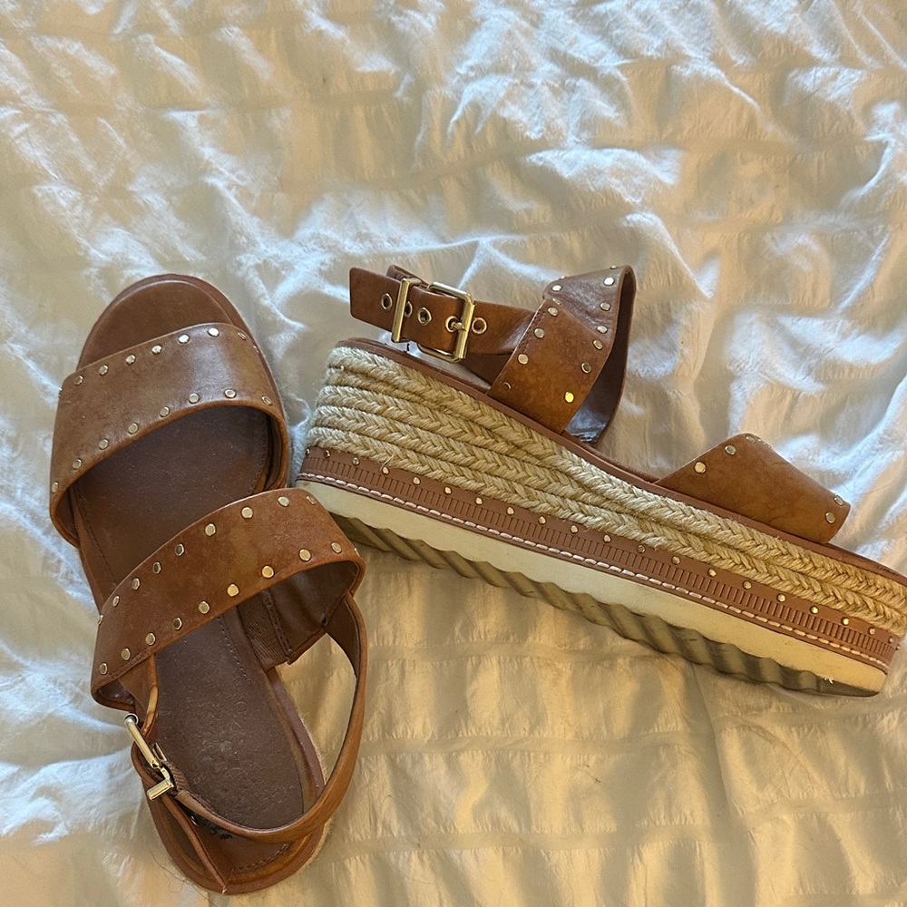Vince Camuto Tan Studded Espadrille Wedges